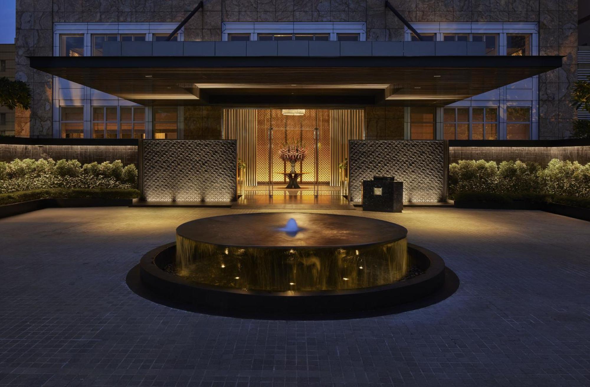 Keraton At The Plaza, Part Of The Unbound Collection By Hyatt Hotel Jakarta Buitenkant foto